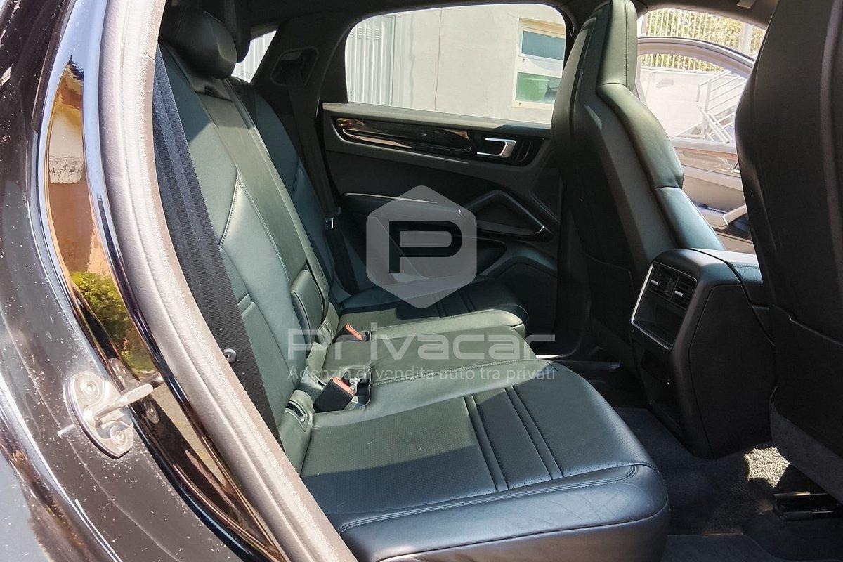 PORSCHE Cayenne Coupé 3.0 V6 E-Hybrid