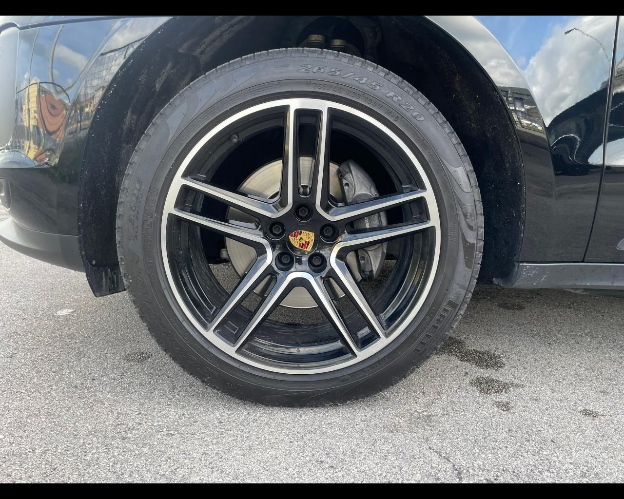 PORSCHE Macan - 2.0