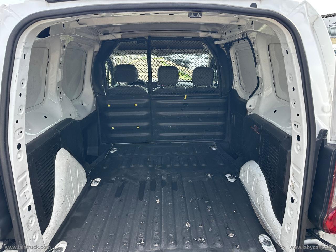 Berlingo B.HDi 75 Van 3POSTI