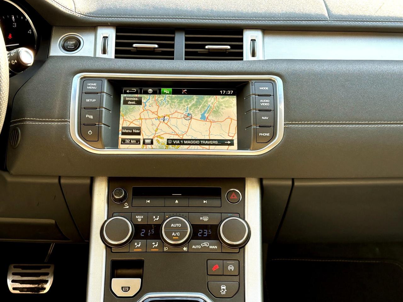 RANGE ROVER EVOQUE 2.2D aut- 153000km-FULL-2015