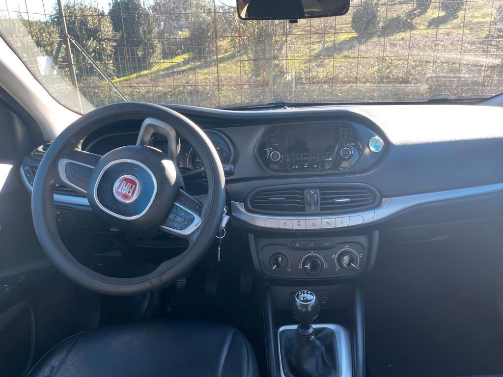 Fiat Tipo 1.6 Mjt S&S DCT SW Lounge