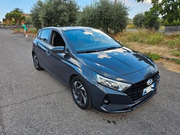 Hyundai i20 1.2 MPI MT GPL Connectline