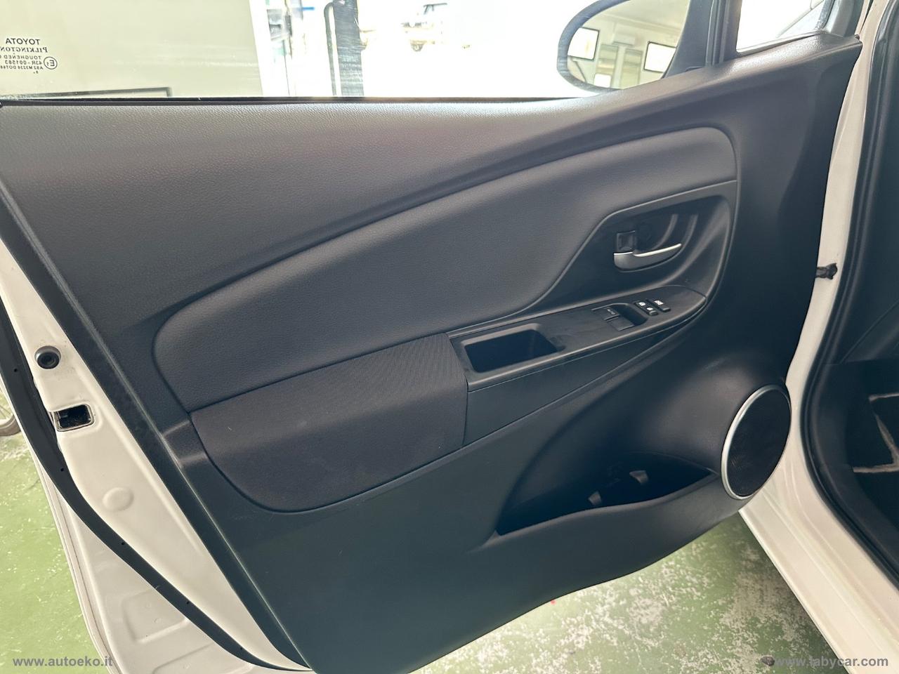 TOYOTA Yaris 1.5 Hybrid 5p. Y20 Bitone