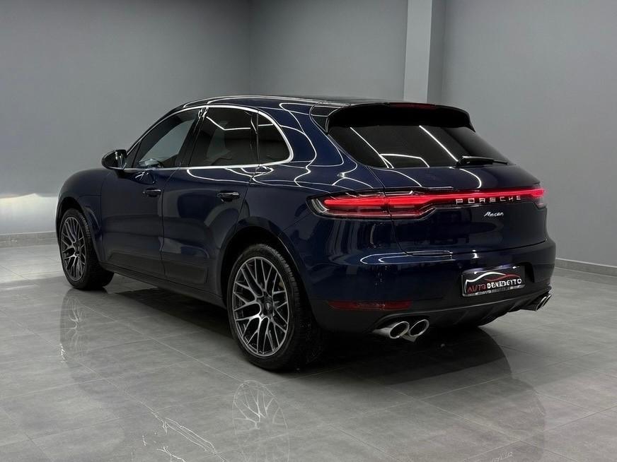 Porsche Macan 2.0 245CV