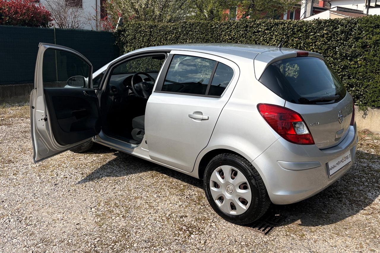 OPEL CORSA 1.2 GPL - BOMBOLA SCADE NEL 2032 - UNICO PROPRIETARIO