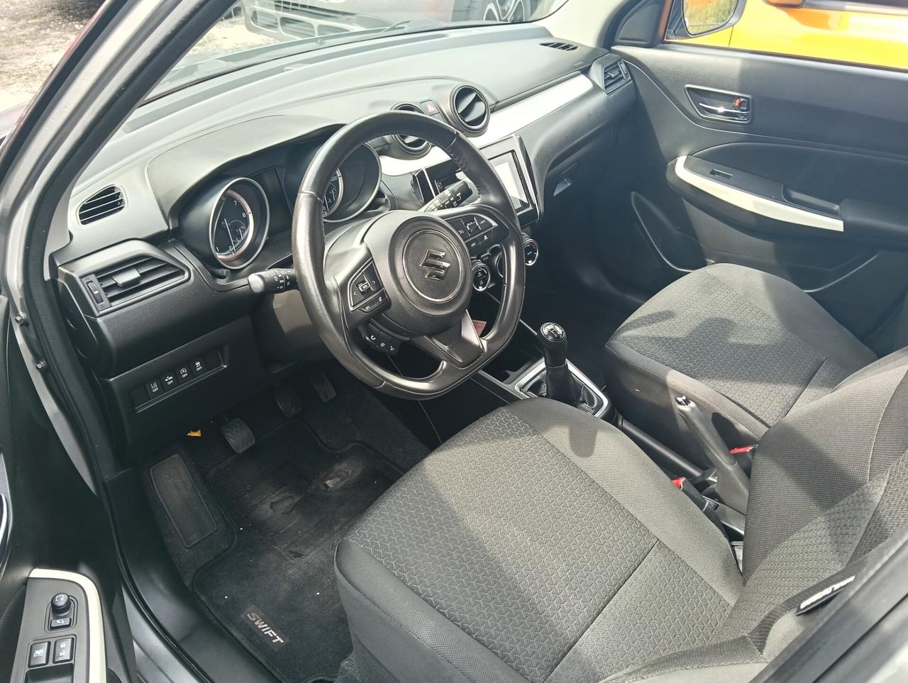 Suzuki Swift 1.2 Hybrid Top