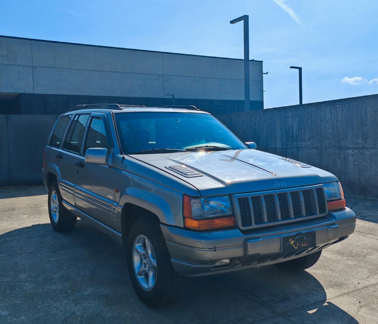 Jeep Grand Cherokee 5.9 4WD Quadra-Trac Limited LX