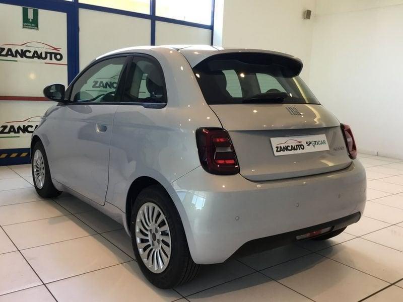 FIAT 500 Hybrid Hybrid Icon MY26