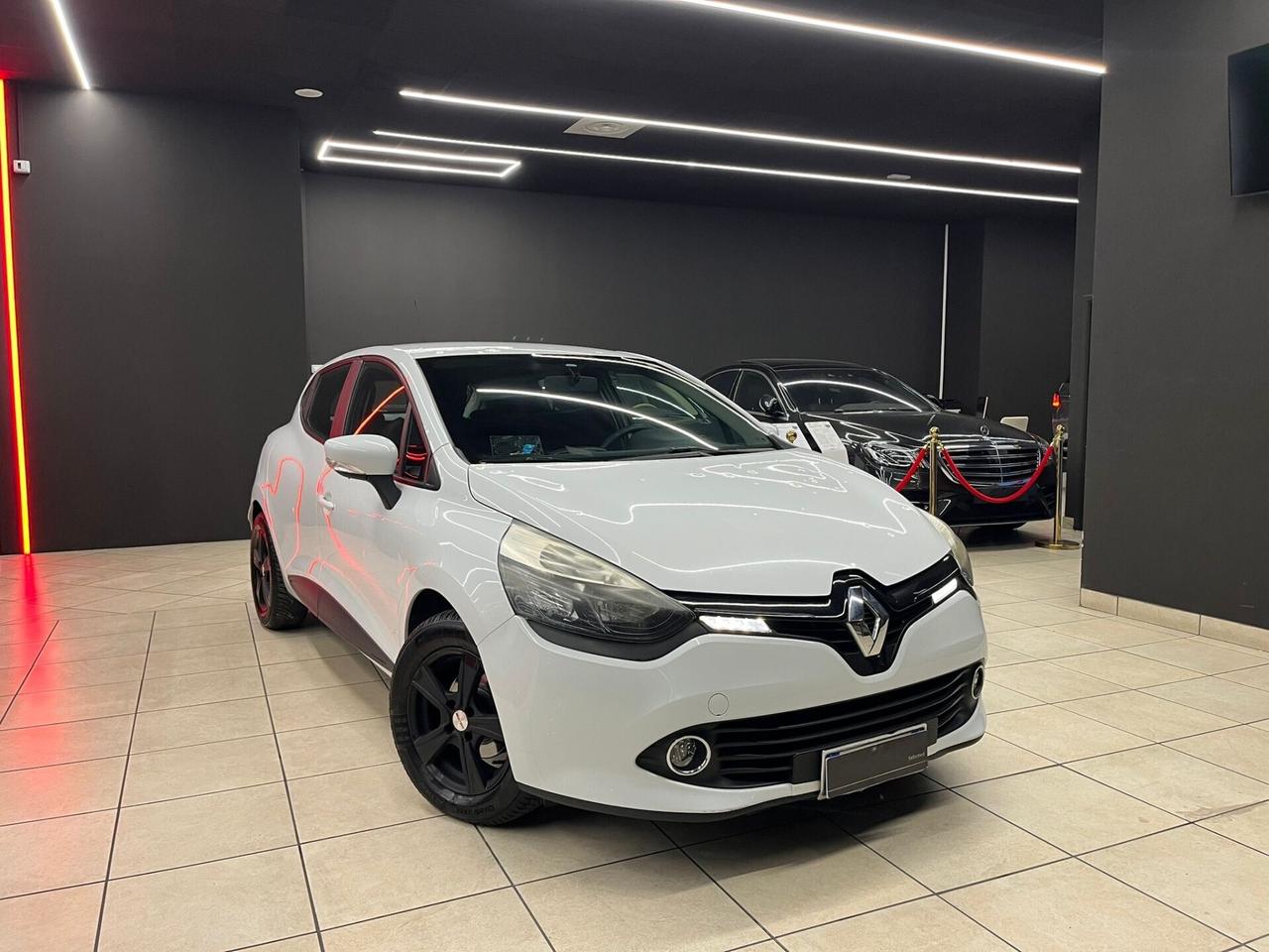 Renault Clio 1.2 75CV GPL 5 porte COSMO NATURAL OK NEOPATENTATI