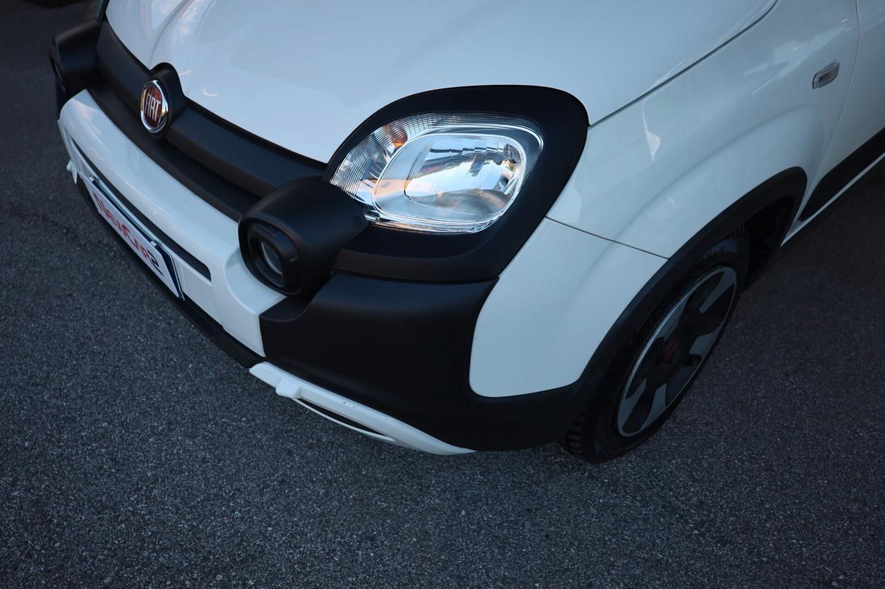 FIAT PANDA 1.0 FireFly S&S HYBRID CITY CROSS