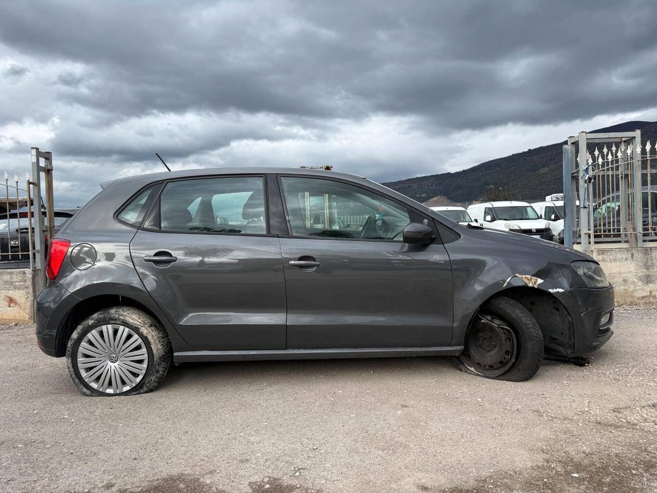 VOLKSWAGEN POLO 2015 1.0 BENZINA 75 CV*AIRB OK