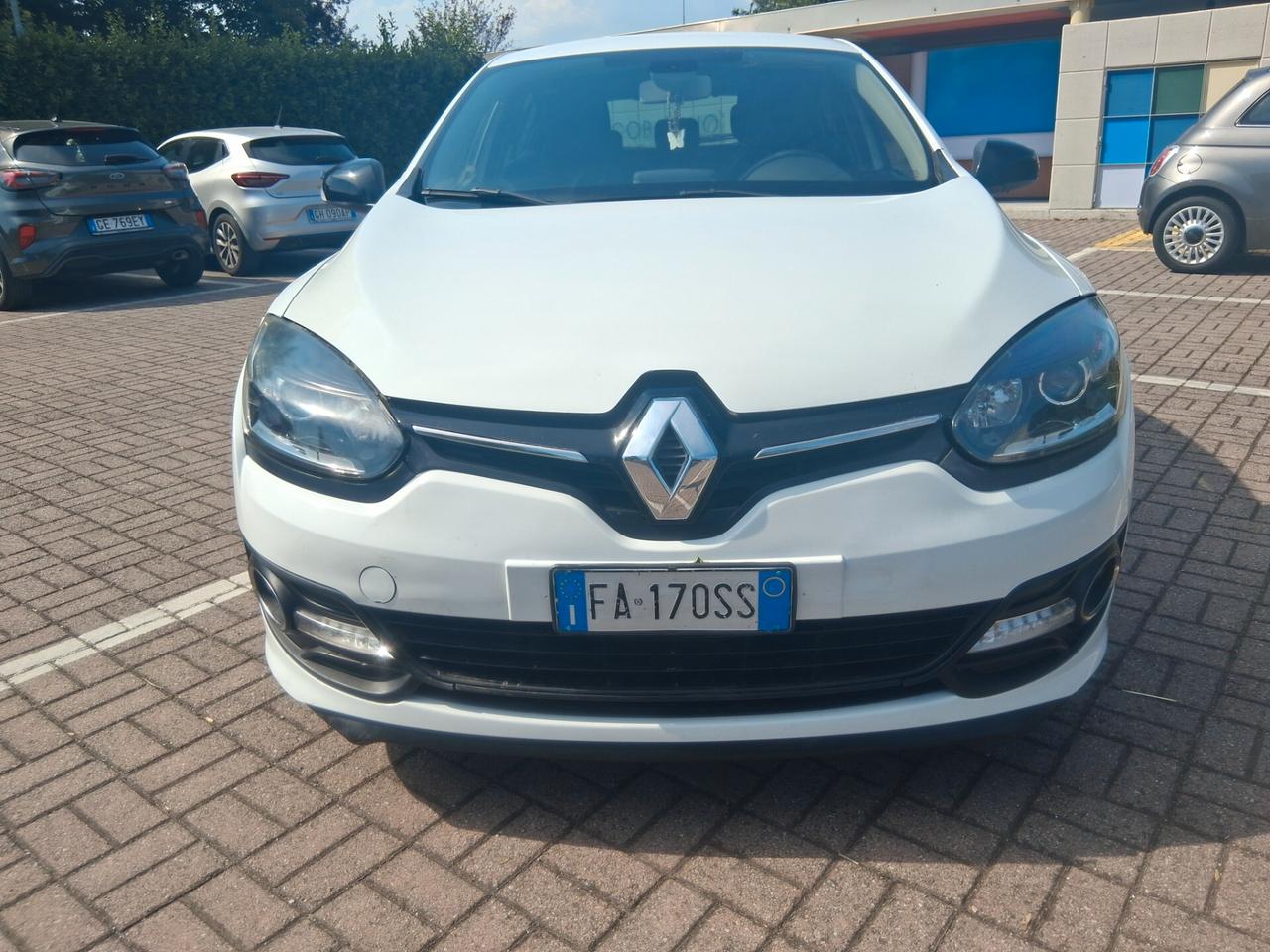 CELL 320 147 1147 WUATSAPP 3276540940. Megane Mégane 1.5 dCi 95CV SporTour Limited