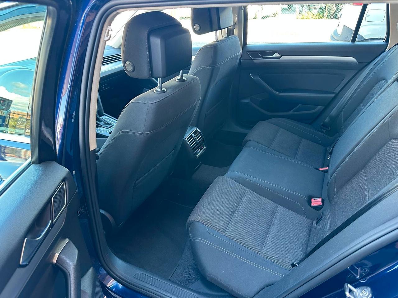 Volkswagen Passat Variant 2.0 TDI DSG Executive BlueMotion Tech.