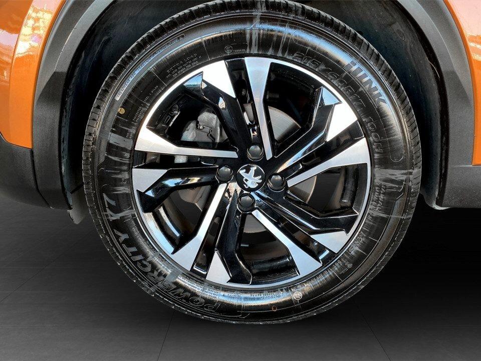 Peugeot 2008 PureTech 100 S&S Allure Pack