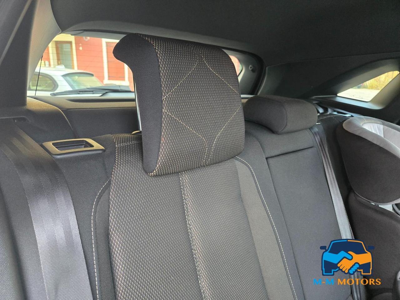 DS DS7 Crossback 1.2 puretech Business 130cv