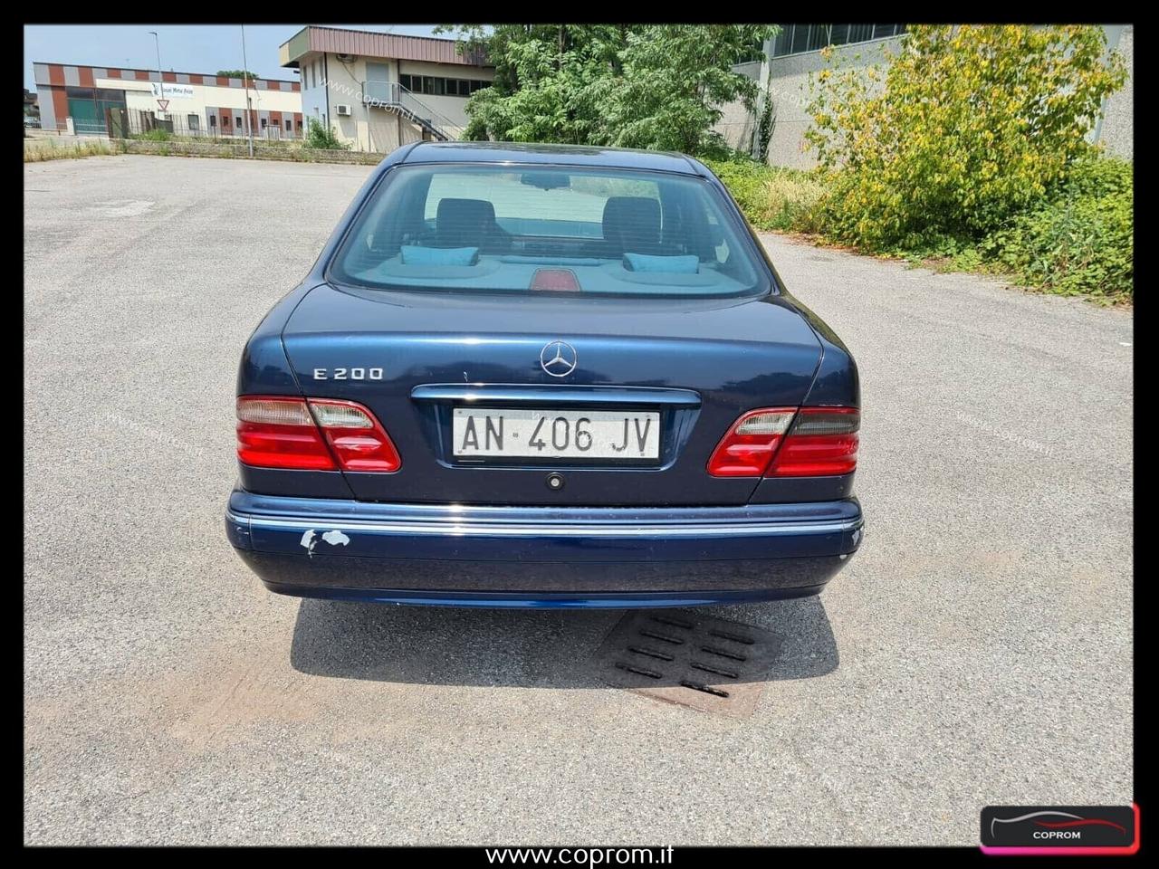 Mercedes-benz E 200 200 E Elegance Benzina