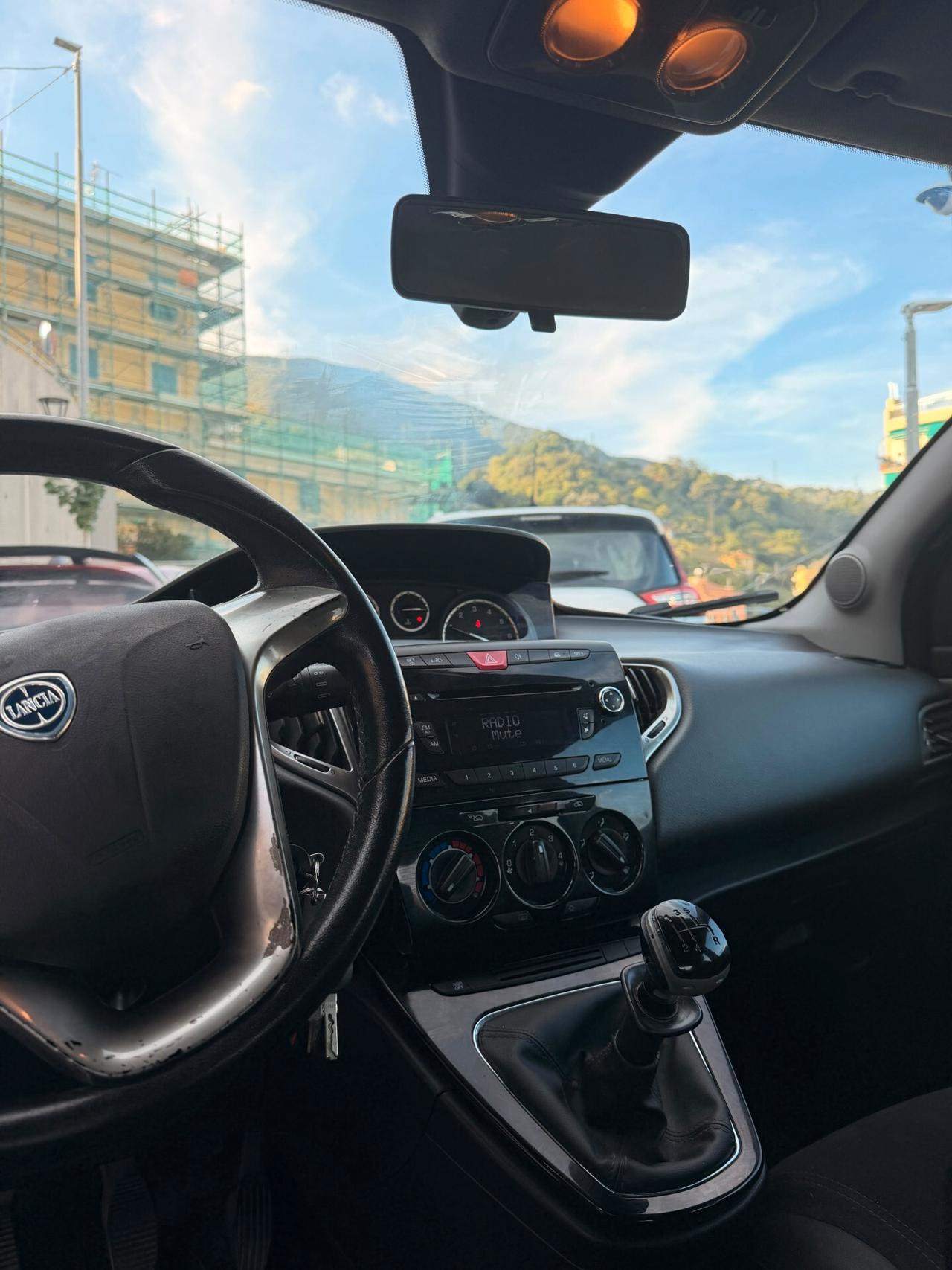 Lancia Ypsilon 1.2 69 CV 5 porte S&S Platinum