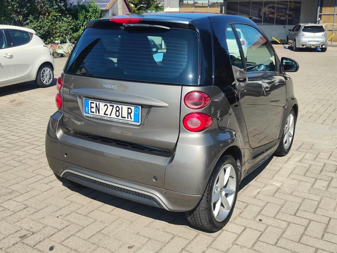 Smart ForTwo 800 40 kW coupé passion cdi