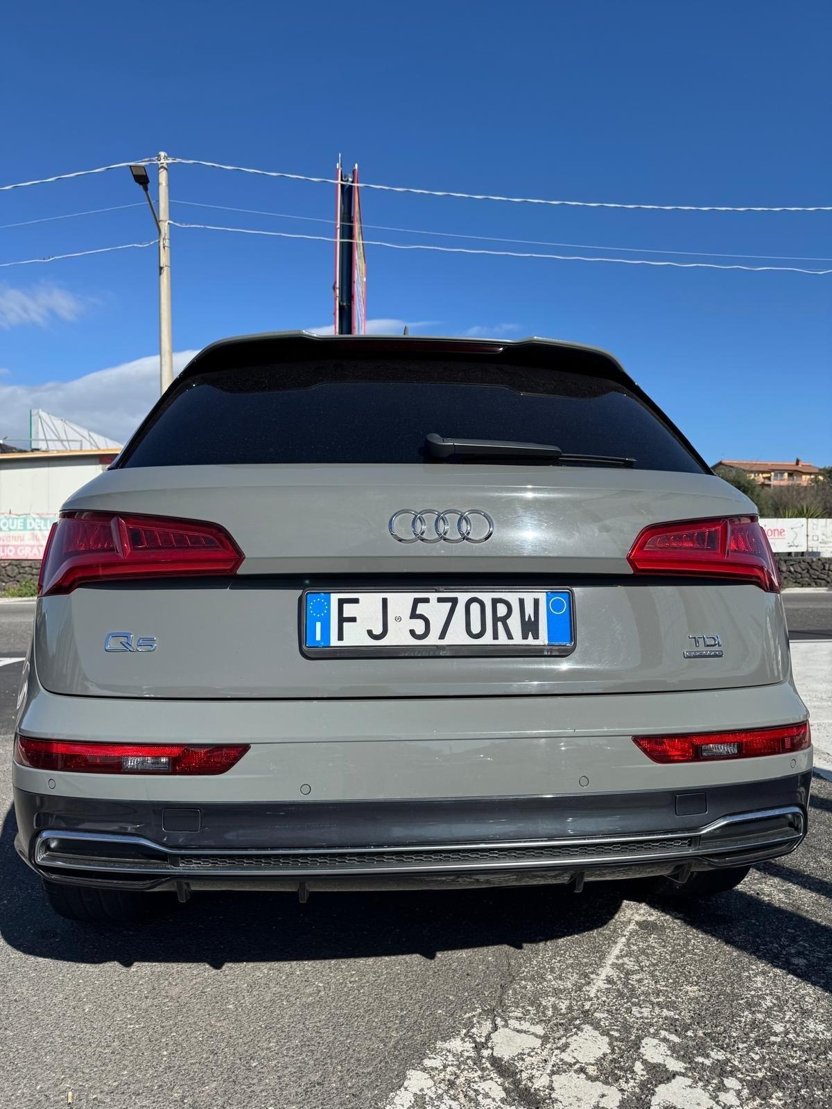 Audi Q5 2.0 TDI 190 CV quattro S tronic Business Sport