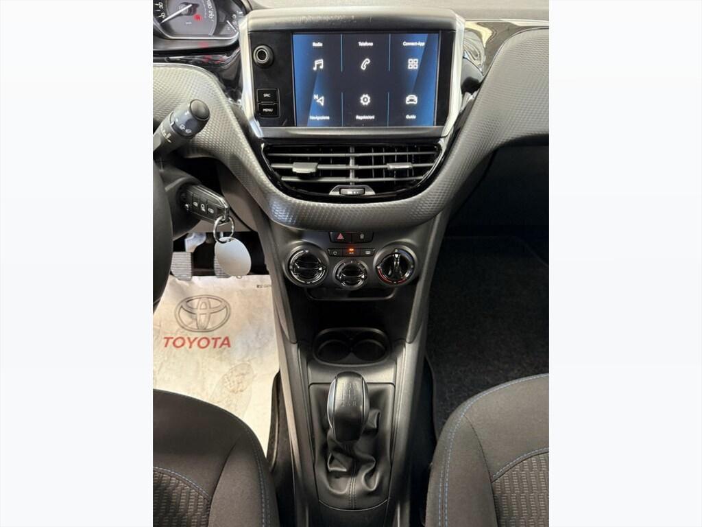 Peugeot 208 5 Porte 1.2 PureTech Signature