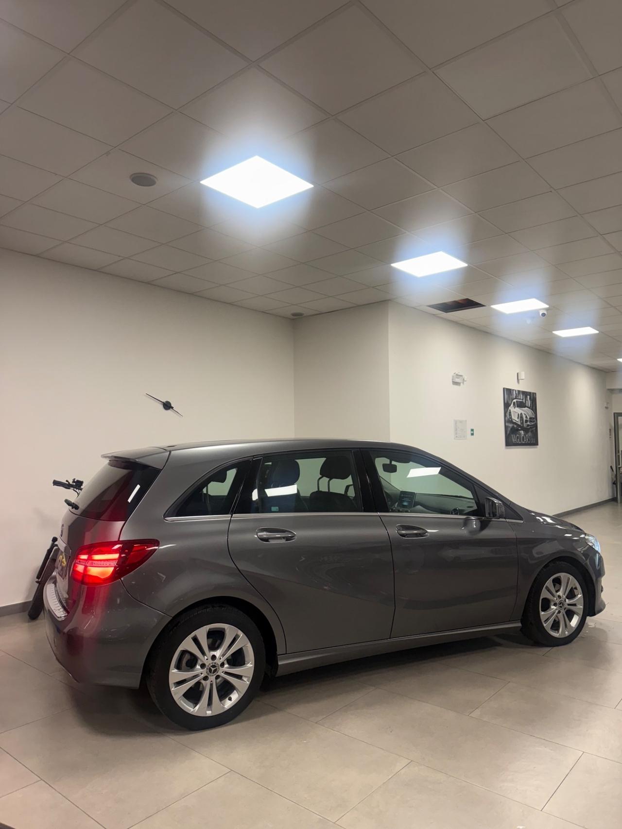 Mercedes-benz B 200 d Automatic 4Matic Premium