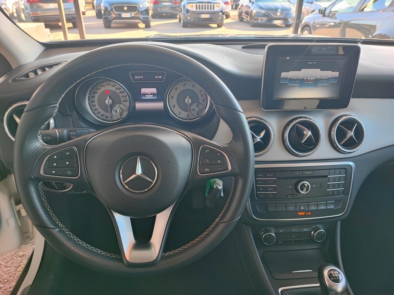 Mercedes-benz GLA 250 Premium