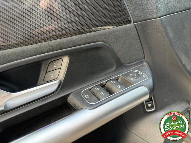 MERCEDES-BENZ GLA 180 d Automatic Premium