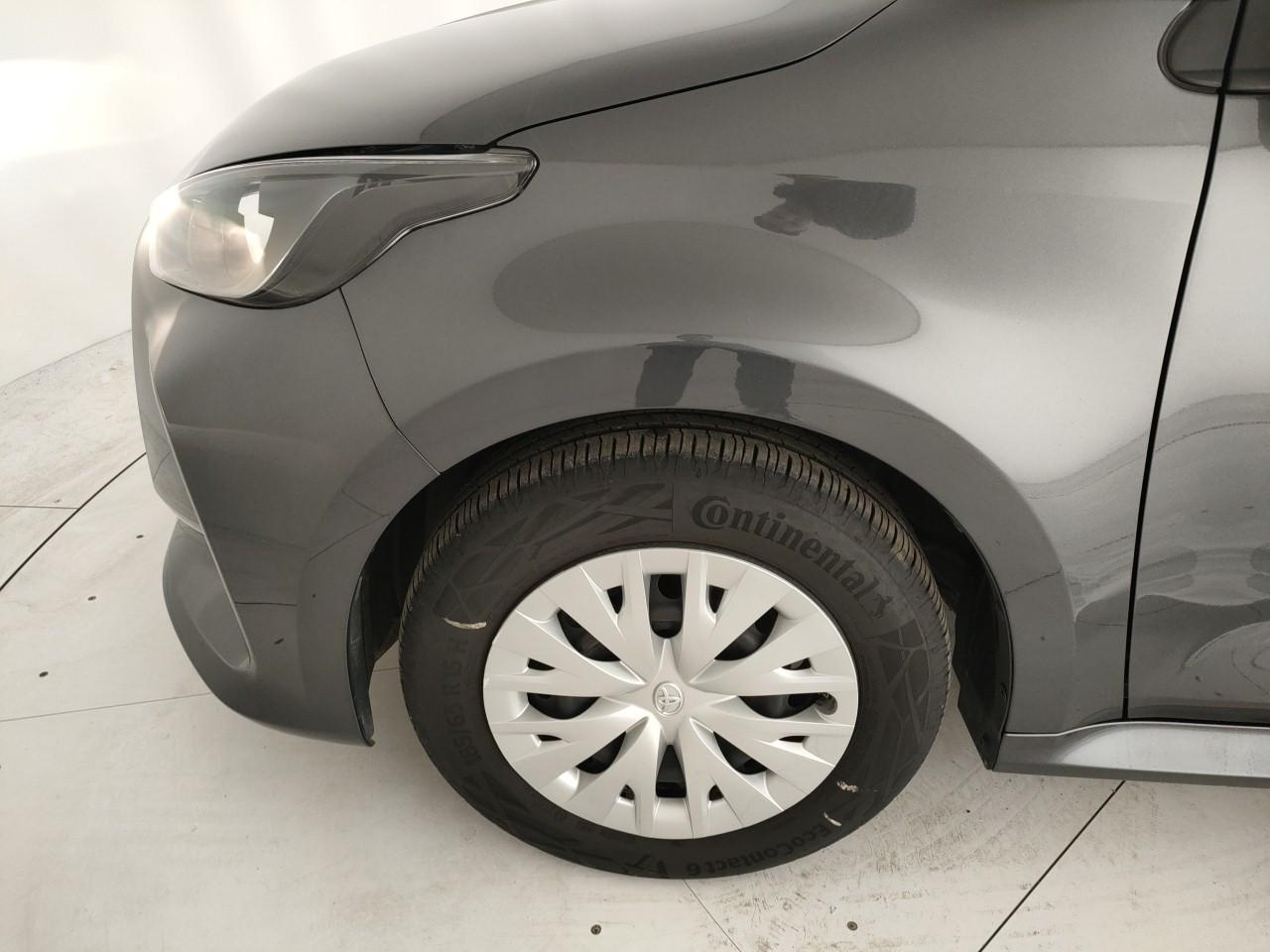 TOYOTA Yaris 1.5h Active