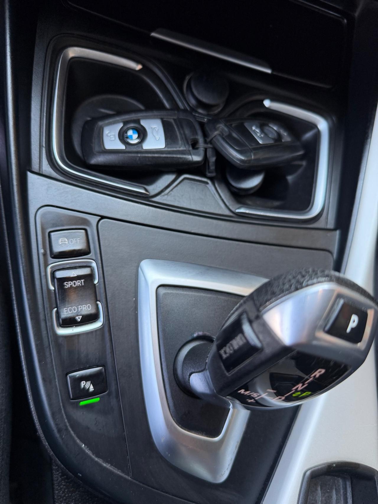 Bmw 116d 2014 5p. Urban km 160,000 ok neopatentati ! ! !