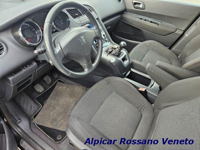 PEUGEOT 5008 1.6 HDi 112CV Family 7 posti
