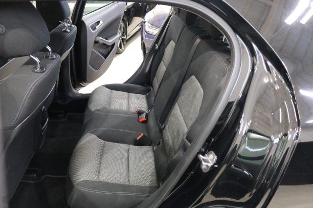 MERCEDES-BENZ GLA 180 d Automatic Executive