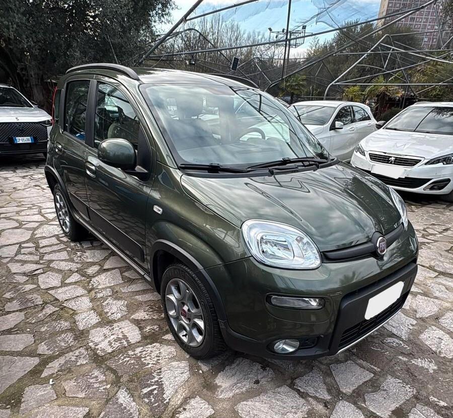 Fiat Panda 0.9 TwinAir Turbo Natural Power Trekking NEOPATENTATI