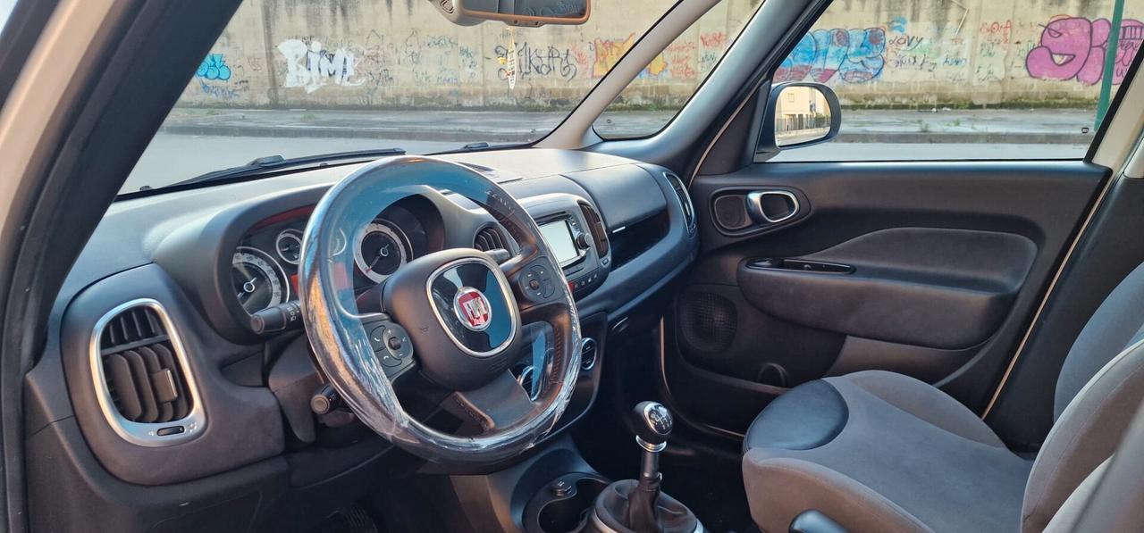 Fiat 500L 1.6 Multijet 120 CV Lounge Panoramic Edition