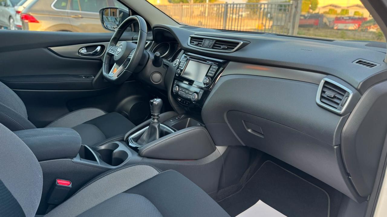 Nissan Qashqai 1.5 dCi N-Connecta