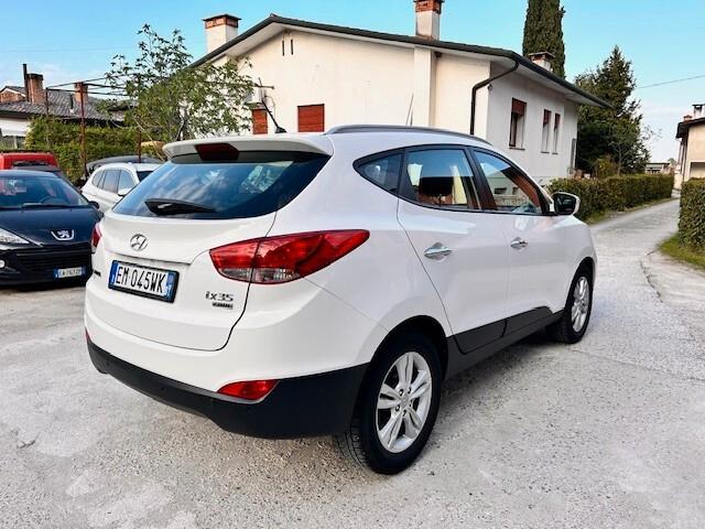 Hyundai iX35 1.7 CRDi 2WD Comfort UNICO PROP