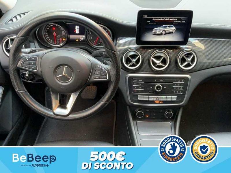 Mercedes-Benz GLA 180 PREMIUM AUTO