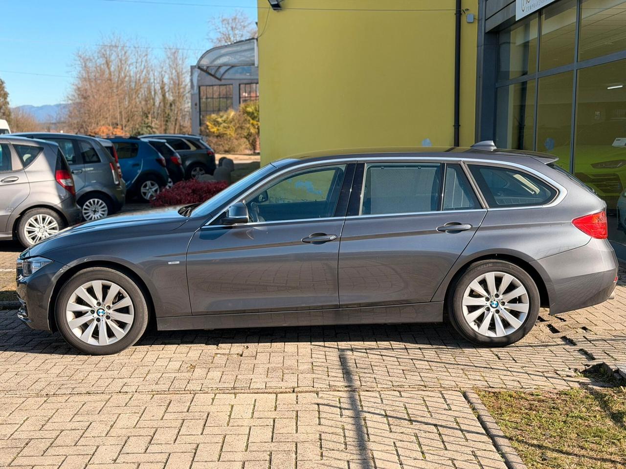 Bmw 320 320d xDrive Touring Modern
