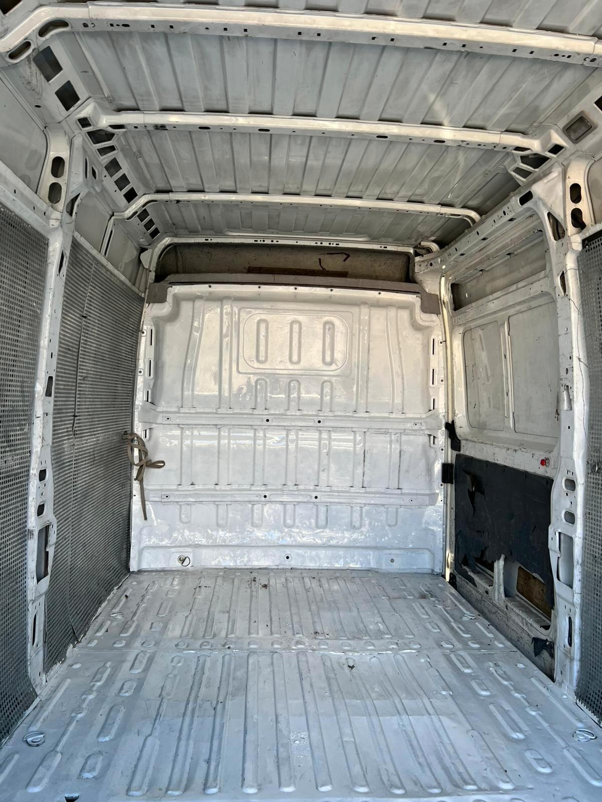 Citroen Jumper 35 3.0 HDi/150 PLM Cabinato