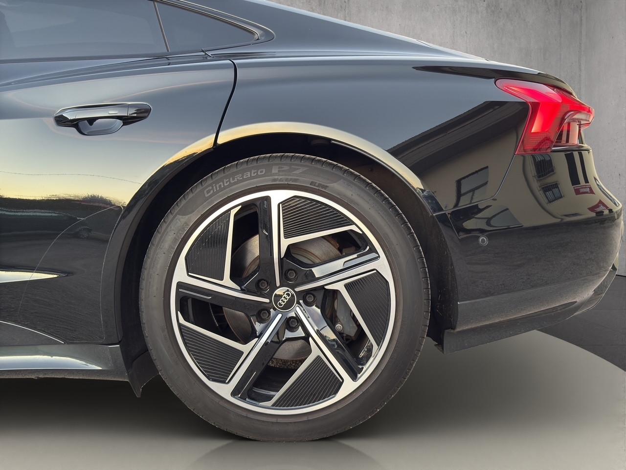 Audi E-tron GT quattro