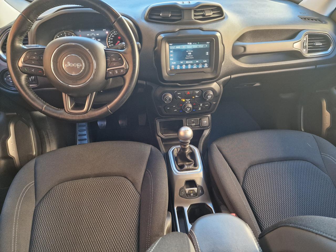 Jeep Renegade 1.4 MultiAir Limited full optional