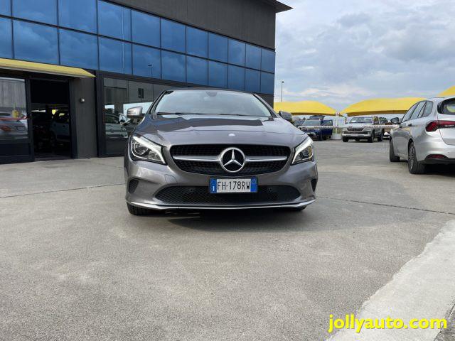 MERCEDES-BENZ CLA 180 d S.W. Automatic Business Extra