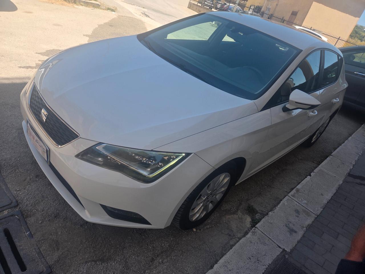 SEAT LEON 1.6 TDI ANNO 2015 FARI LED KM CERTIF VW