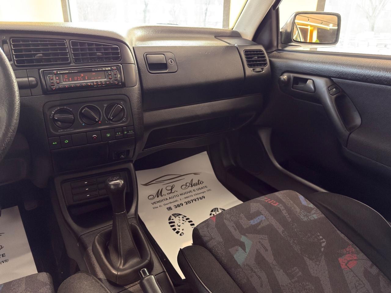 Volkswagen Golf 1.6 cat 5 porte GT Special GT