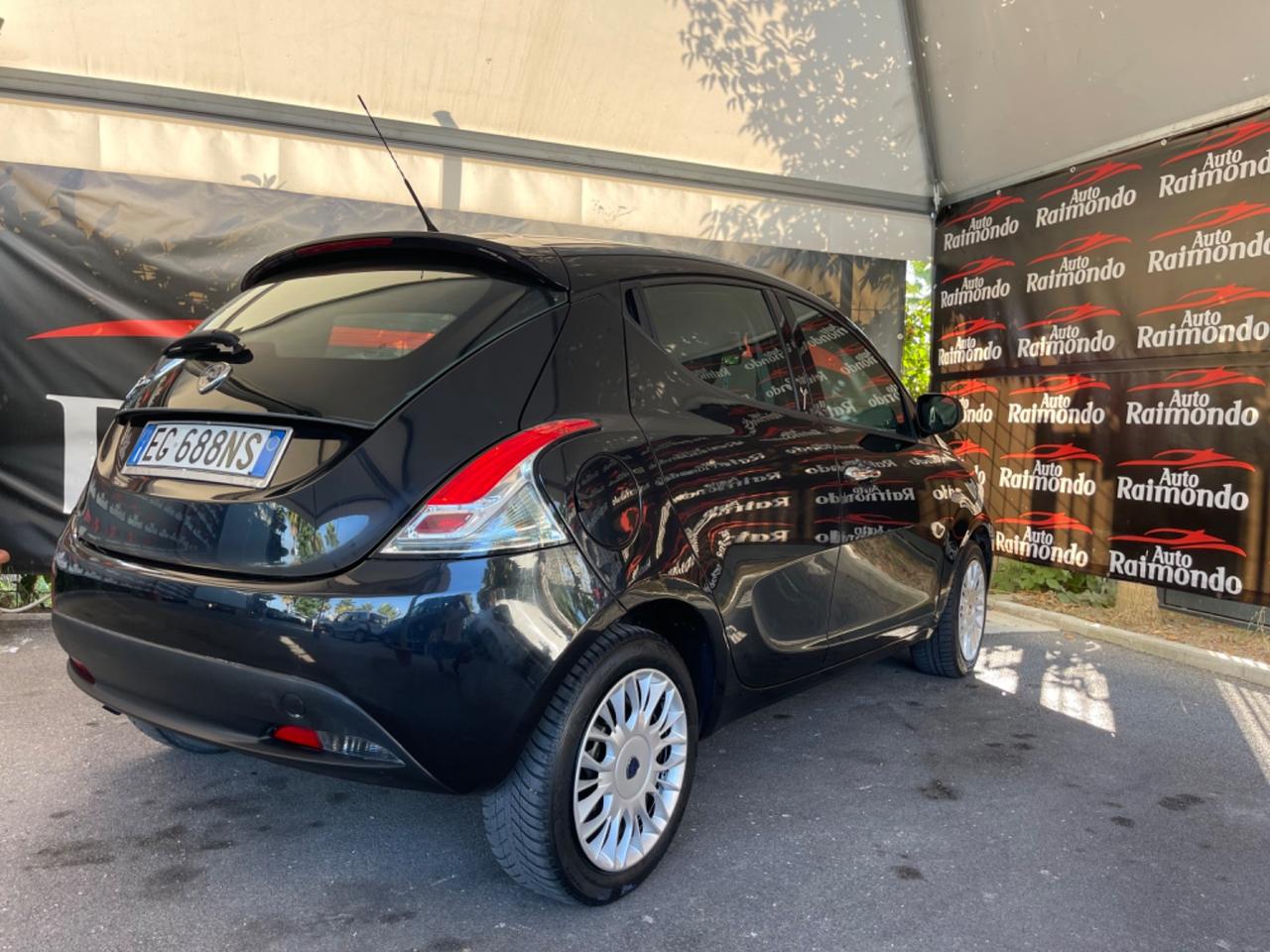 Lancia Ypsilon 1.2 Benzina 5 porte S&S Silver