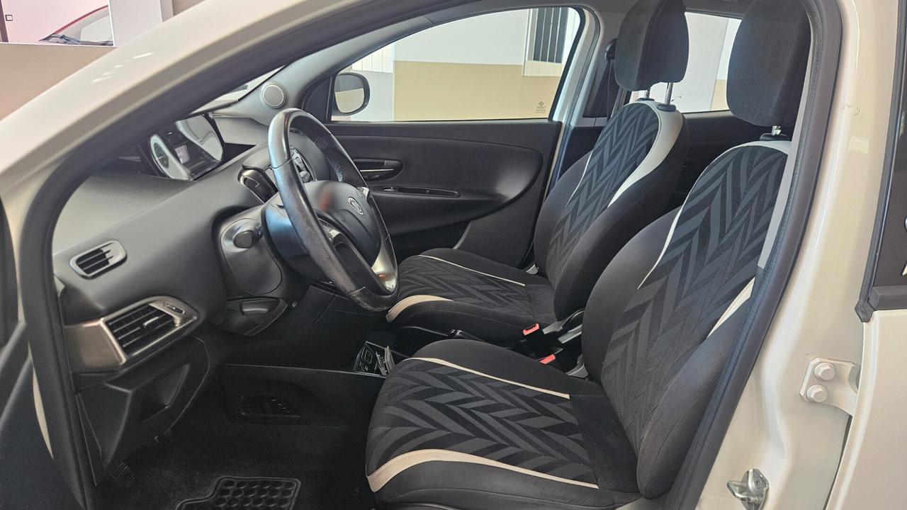 Lancia Ypsilon 1.3 MJT 16V 95 CV 5 porte S&S Platinum