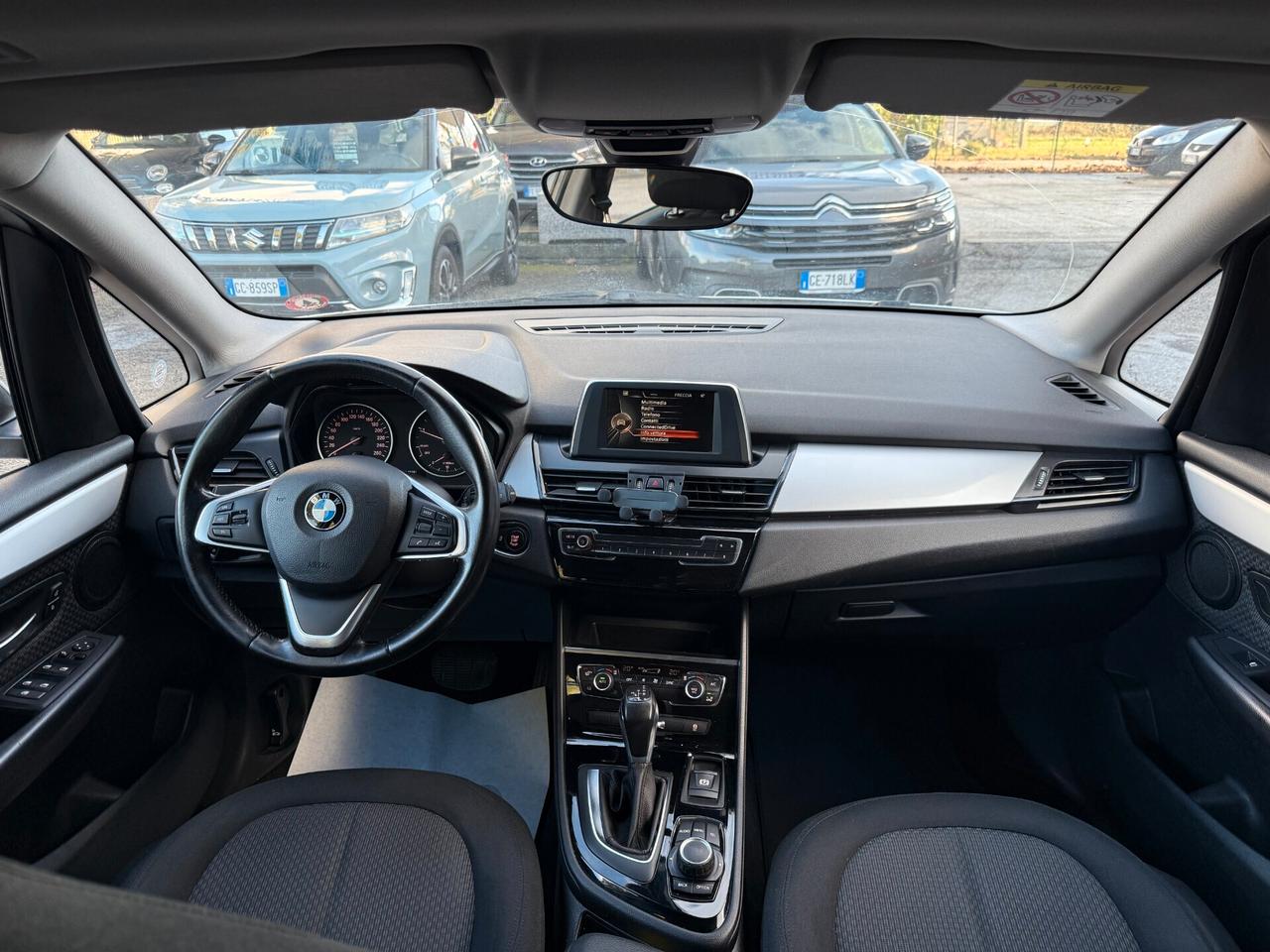 " PERFETTA " Bmw 216 D Active Tourer Advantage