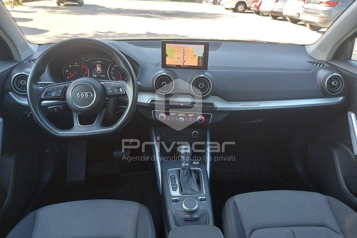 AUDI Q2 30 TDI S tronic Identity Black