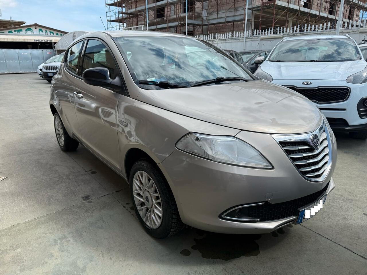 LANCIA NEW YPSILON 900 B/METANO