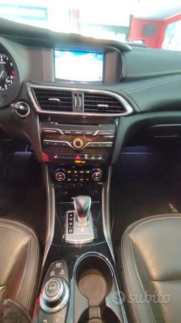 INFINITI Q30 2.2 diesel DCT AWD Premium Tech "NA