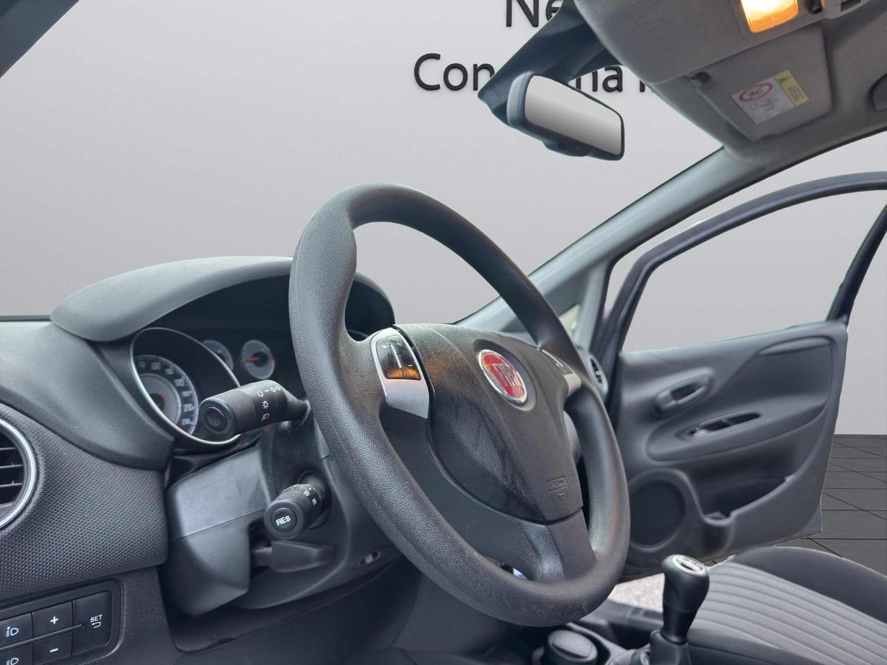Fiat Punto 1.3 MJT 95 CV STREET-CRUISE-SENSORI-X NEOPATENTATI